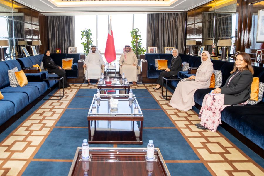 الأمين العام للمجلس الأعلى للشباب والرياضة يستقبل سفير دولة الإمارات العربية المتحدة لدى مملكة البحرين