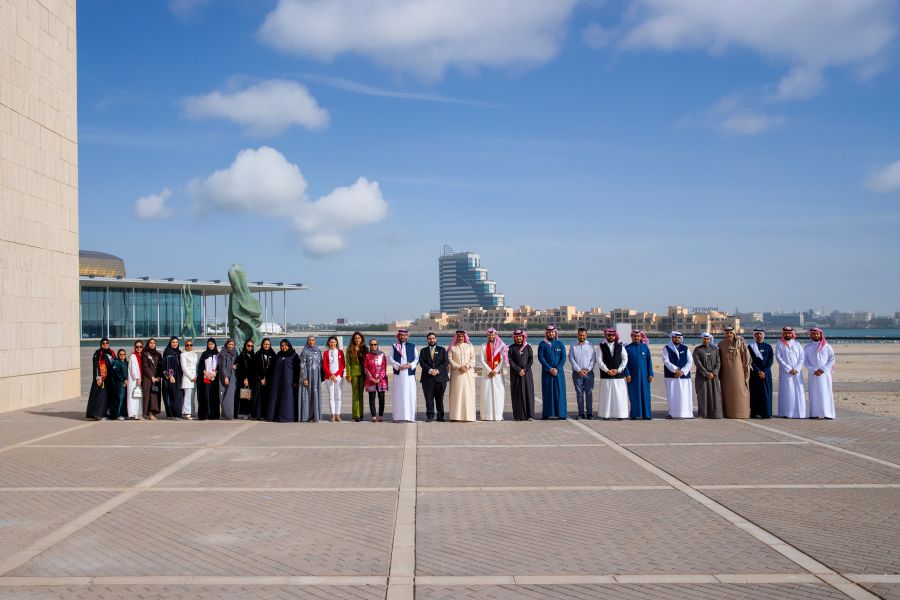 المؤيد يرفع أسمى آيات التهاني بمناسبة العيد الوطني المجيد 