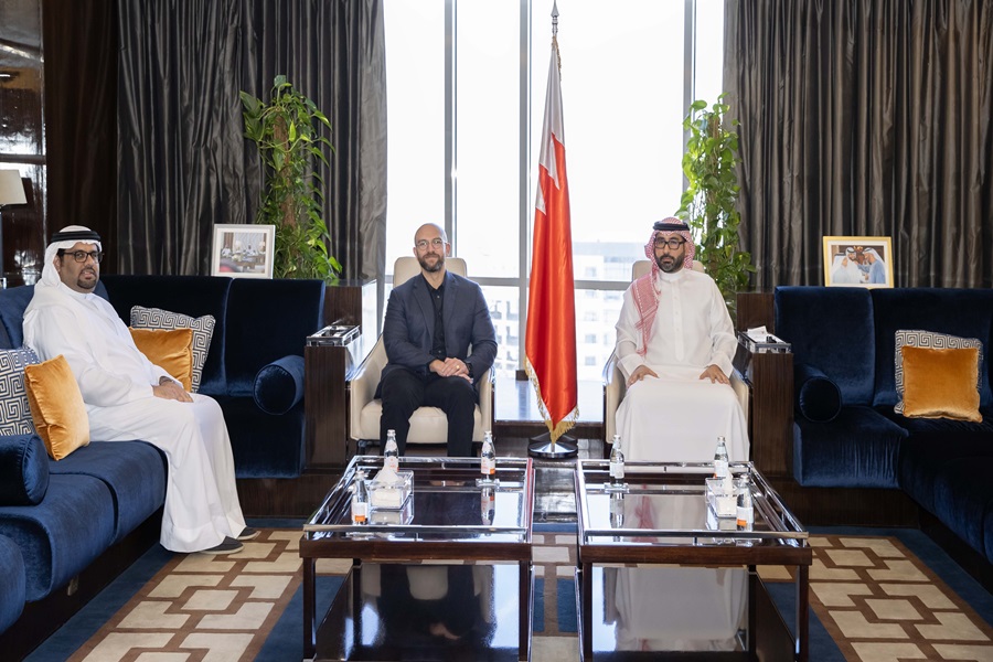 الأمين العام للمجلس الأعلى للشباب والرياضة يستقبل رئيس مجلس إدارة والرئيس التنفيذي لشركة 