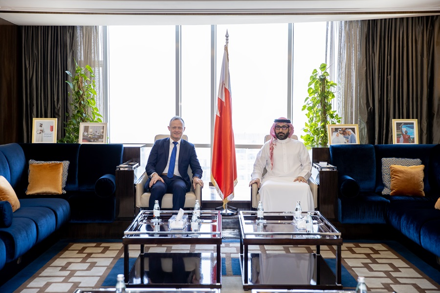 الأمين العام للمجلس الأعلى للشباب والرياضة يستقبل رئيس الاتحاد الدولي للرياضة المدرسية