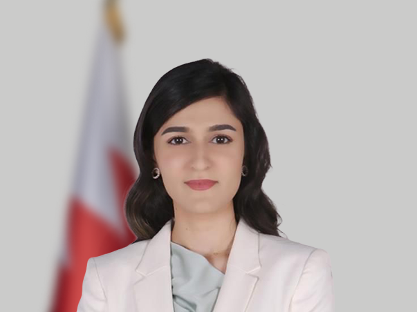 سعادة السيدة لطيفة محمد نور 